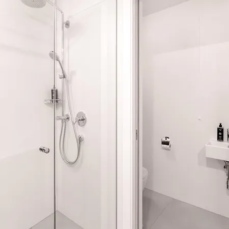 Apartmanhotel Limehome - Argos By Zaha Hadid 4*