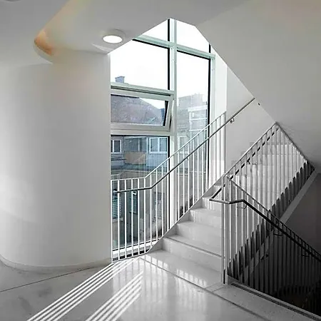 Aparthotel Limehome - Argos By Zaha Hadid 4*